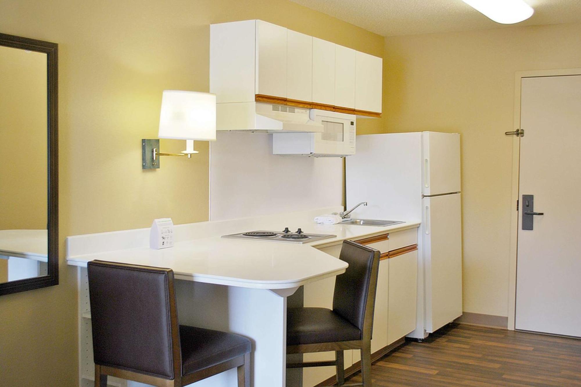 Extended Stay America Suites - Atlanta - Marietta - Powers Ferry Rd Sandy Springs Esterno foto
