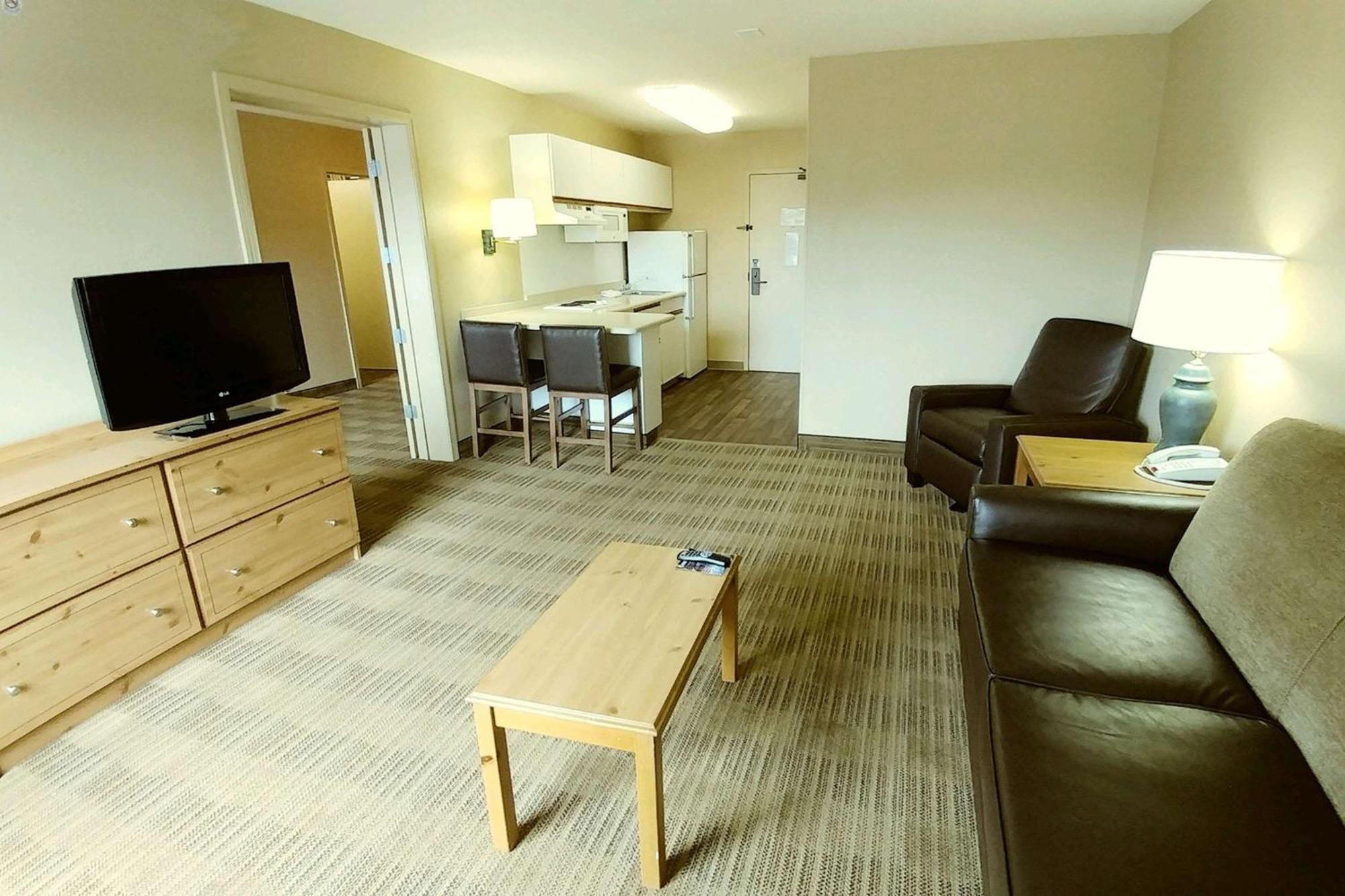 Extended Stay America Suites - Atlanta - Marietta - Powers Ferry Rd Sandy Springs Esterno foto