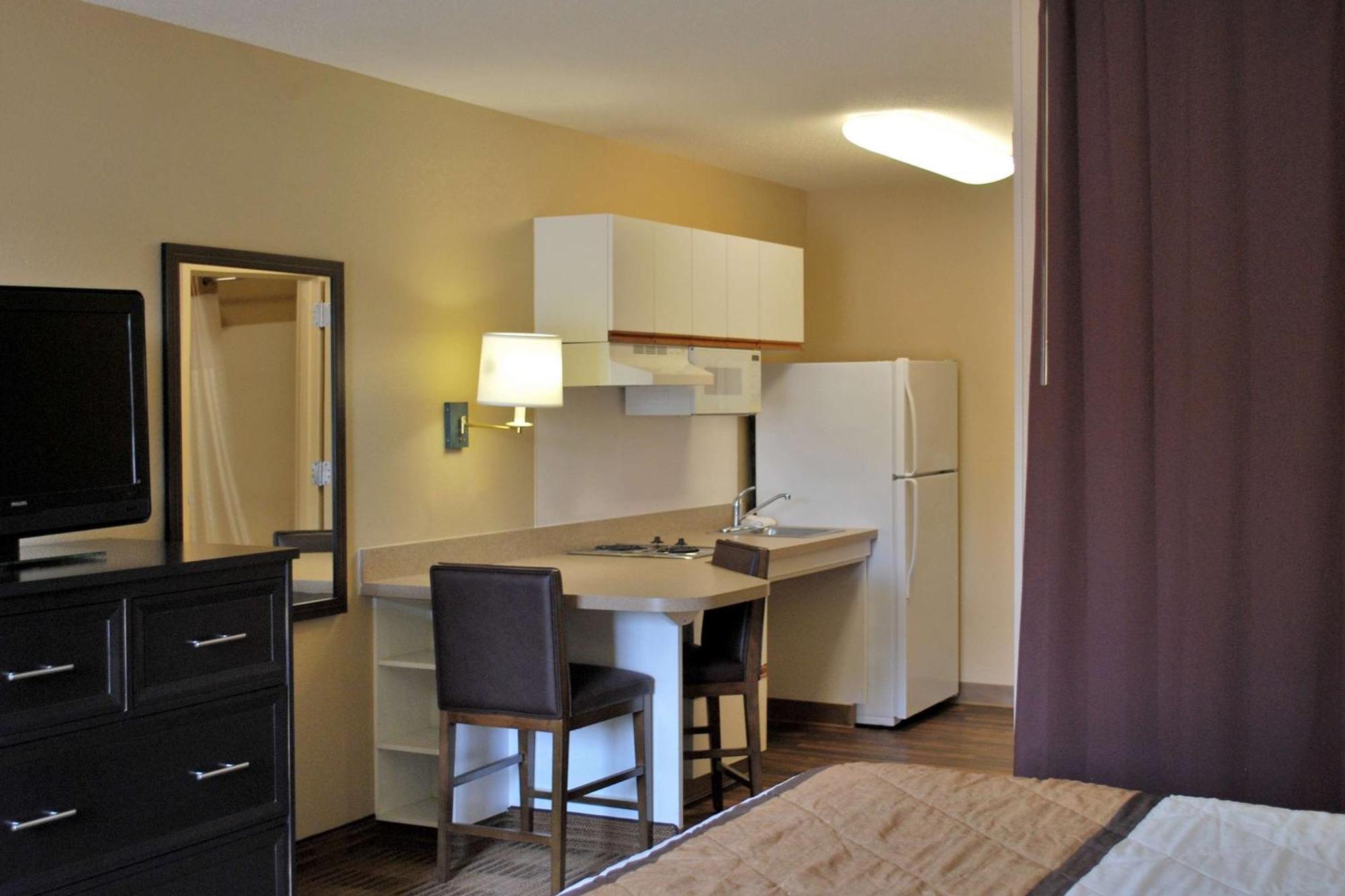 Extended Stay America Suites - Atlanta - Marietta - Powers Ferry Rd Sandy Springs Esterno foto
