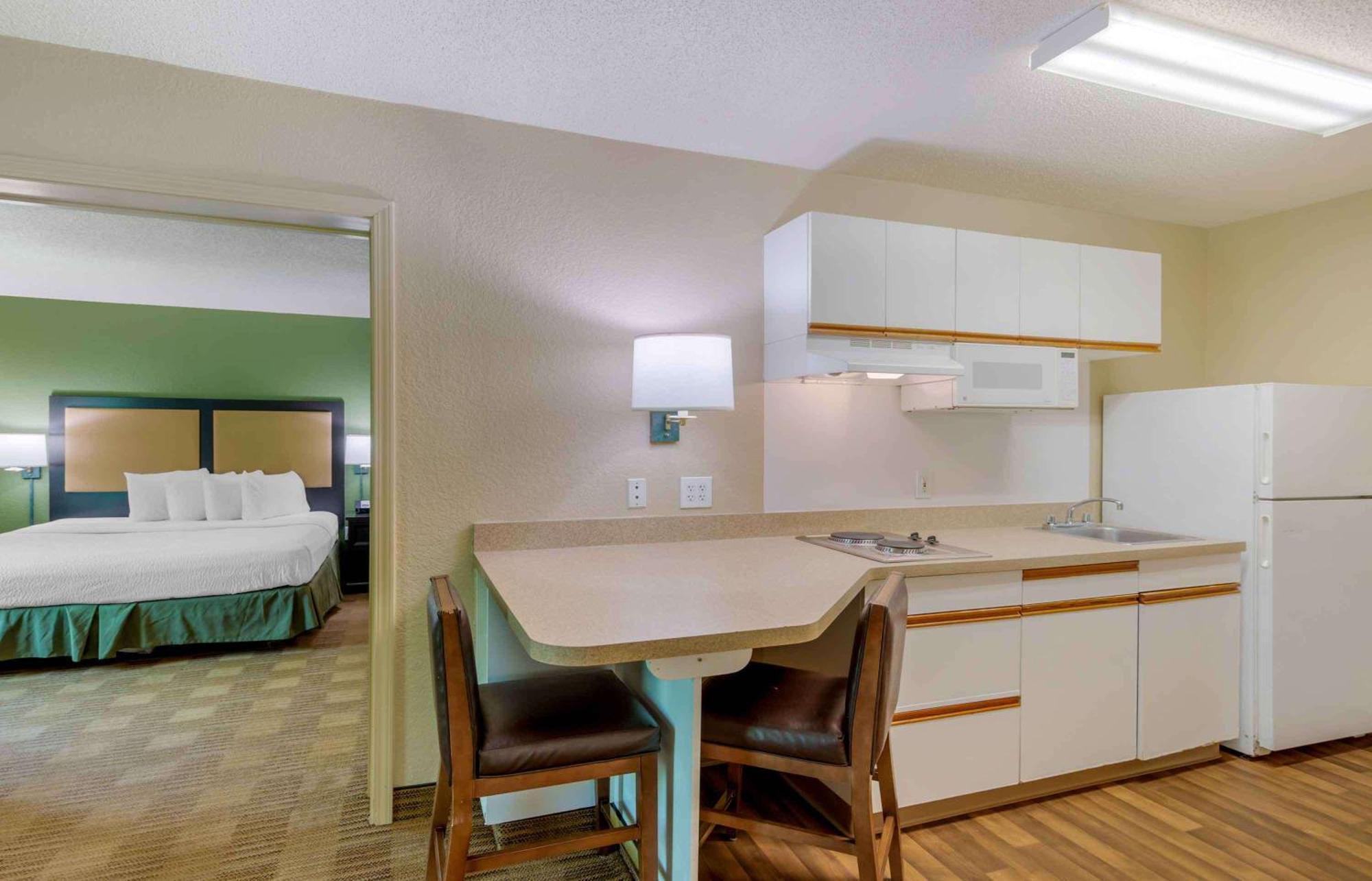 Extended Stay America Suites - Atlanta - Marietta - Powers Ferry Rd Sandy Springs Esterno foto