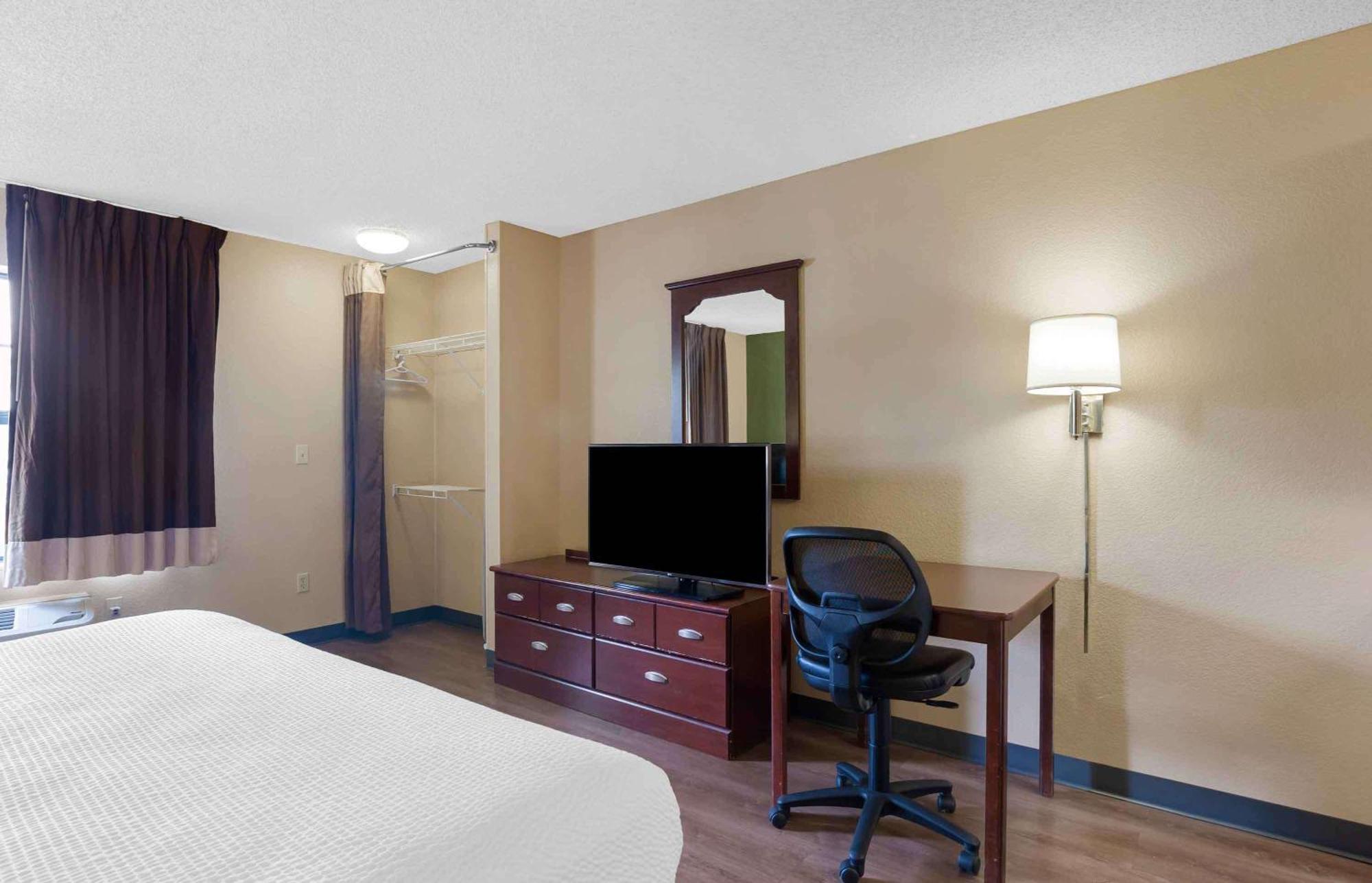 Extended Stay America Suites - Atlanta - Marietta - Powers Ferry Rd Sandy Springs Esterno foto