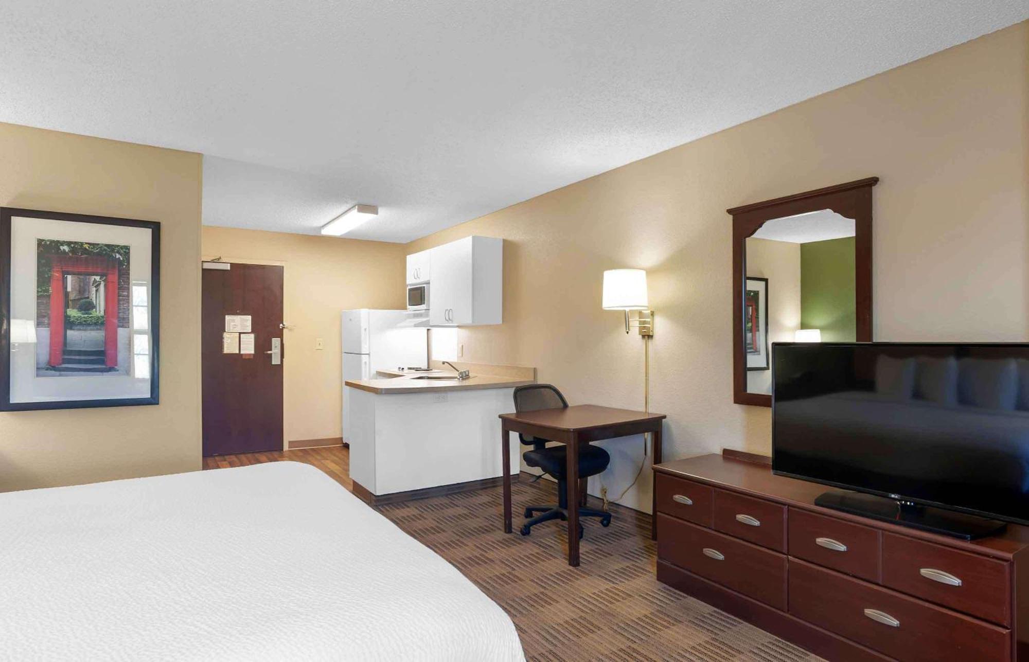 Extended Stay America Suites - Atlanta - Marietta - Powers Ferry Rd Sandy Springs Esterno foto
